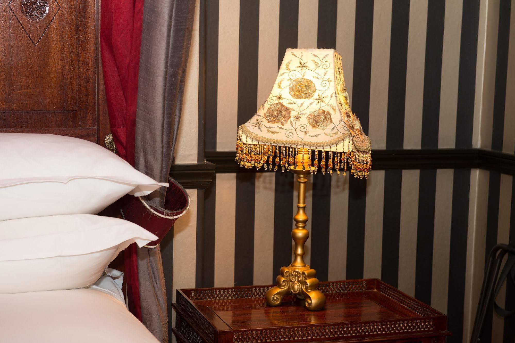 Balmoral Hotel Harrogate Eksteriør billede